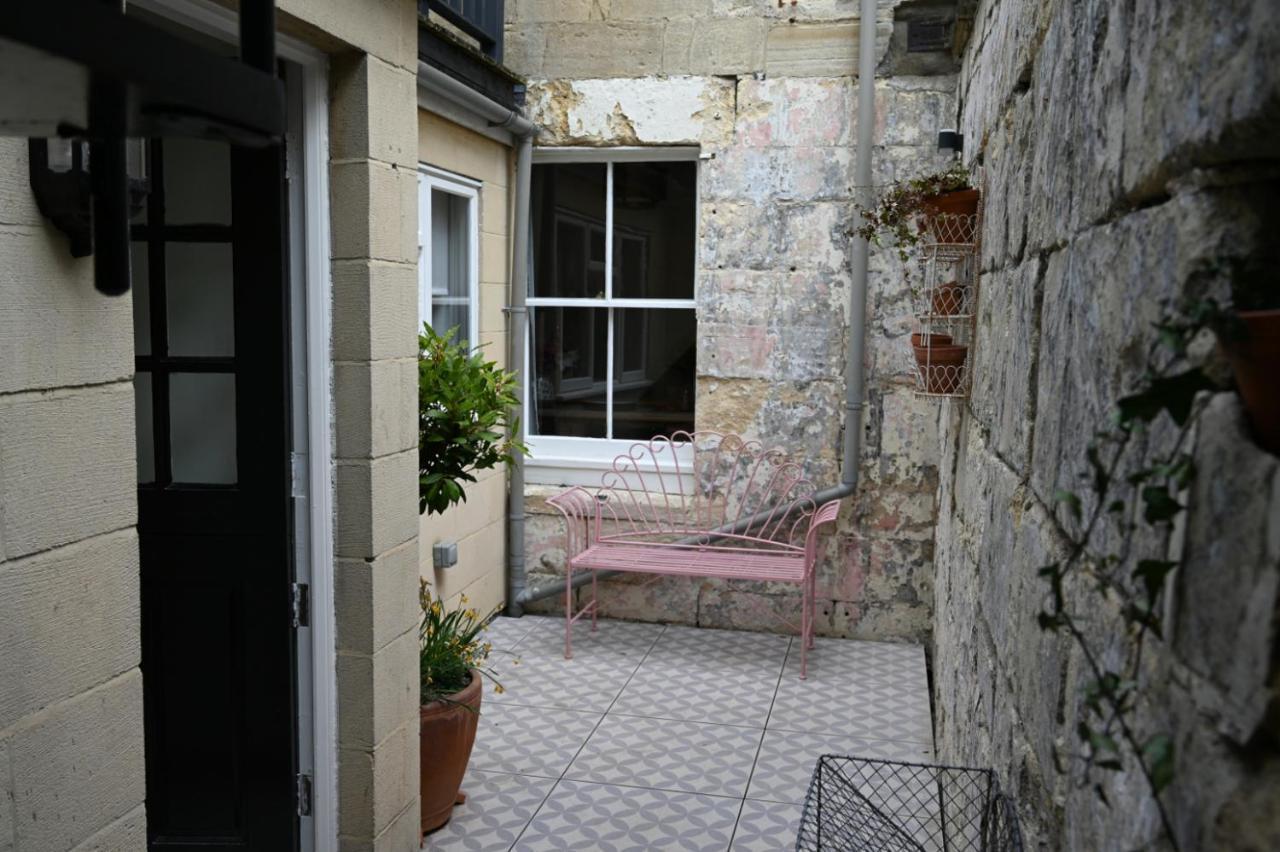 Charming Georgian Cottage With Private Sun Terrace Bath Eksteriør billede